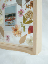 Load image into Gallery viewer, *V-DAY EXCLUSIVE* DIY Pressed Floral Memory Frame Kit
