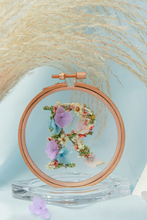 Load image into Gallery viewer, Winter&#39; Dried Floral Hoop
