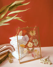 Load image into Gallery viewer, N03| Pressed Floral Collection
